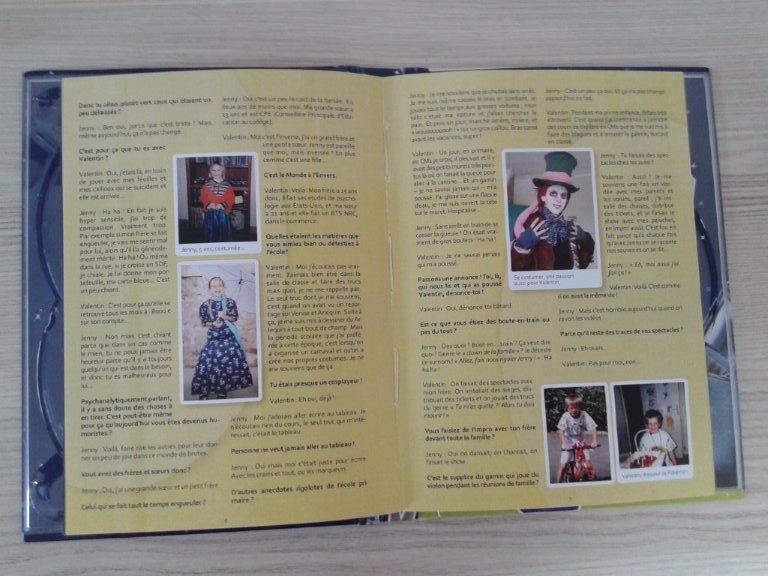 LE MONDE À L’ENVERS, Fan Book
